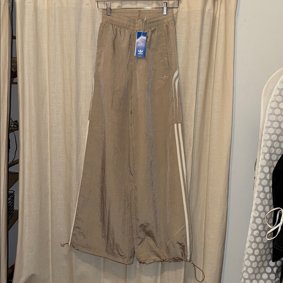 NWT Adidas Atlanta Beige Elastic Waist Pants - Picture 3 of 7